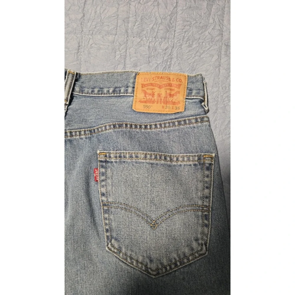 Levis 550 Mens Jeans 36x36 Relaxed Fit Light Wash Denim Classic Workwear